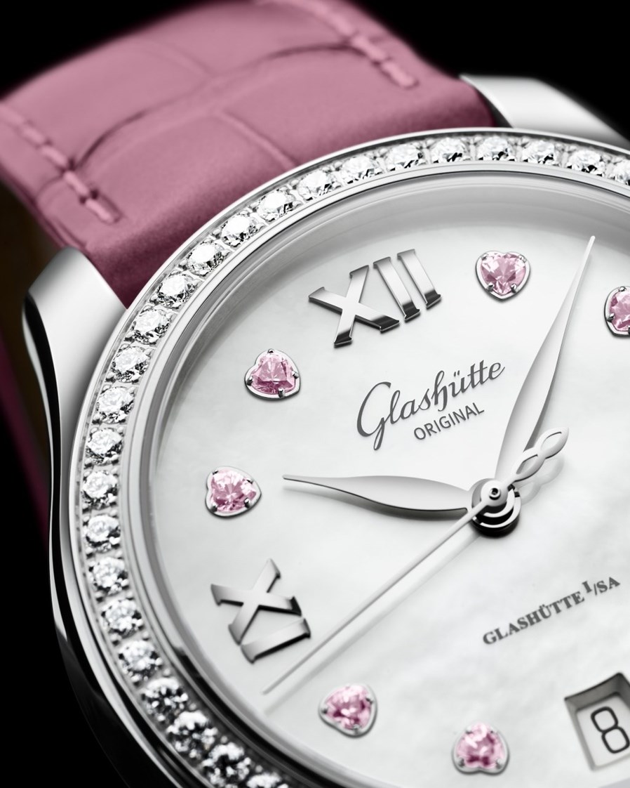 Glashuette Original_1-39-22-21-22-04_Lady_Serenade_Detail_1_sRGB_副本_副本.jpg