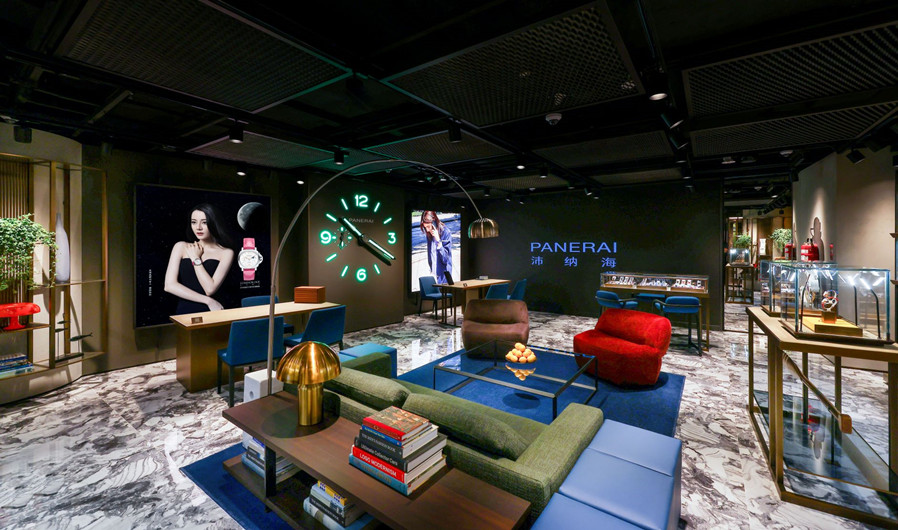 2.沛纳海上海恒隆广场全新形象店.jpg