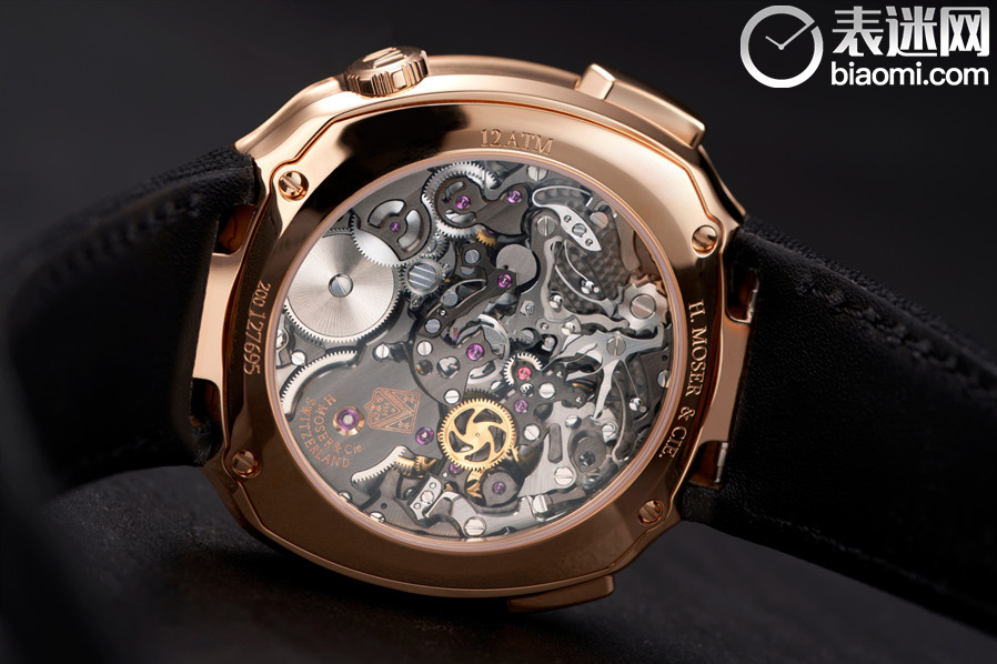 HMoser_6907-0400_Streamliner_Flyback_Chronograph_RG_Matrix_Green__Lifestyle_Slate_Caseback.jpg