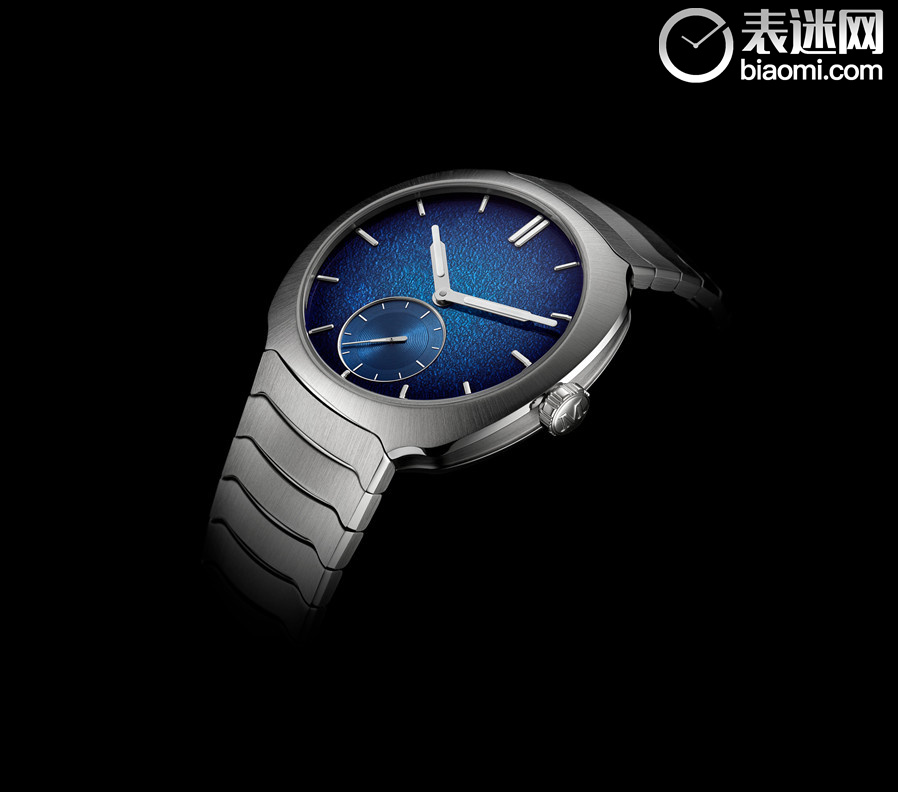 HMoser_6500-1200_Streamliner_Small_Seconds_ST_AquaBlue__Detail_Dial_B.jpg