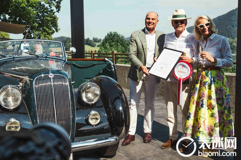 Lancia Astura Pinin Farina Cabriolet车主荣获朗格饰以手工雕刻镀金德国银摆轮夹板的荣誉证书-1.jpg