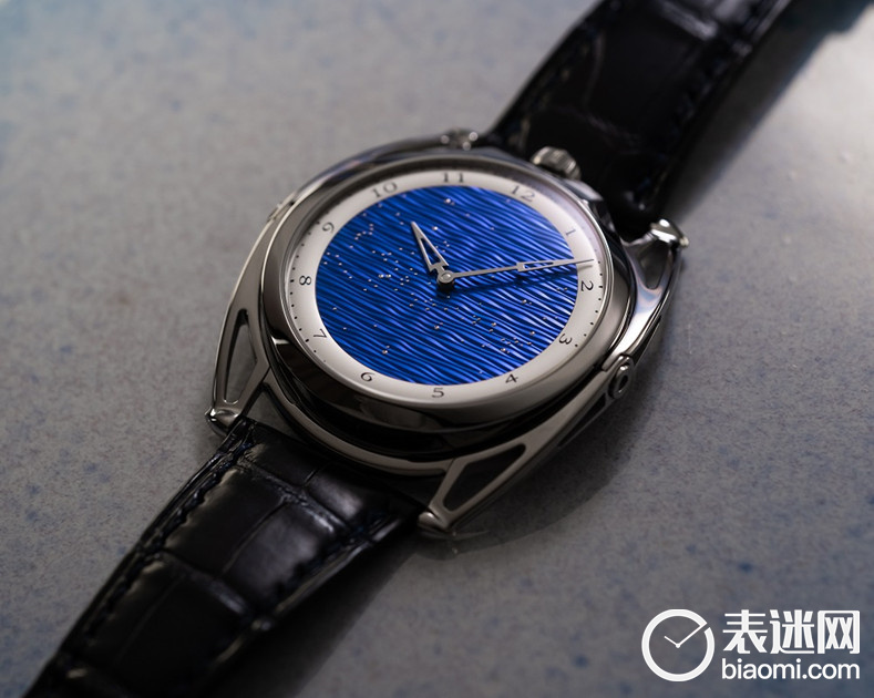 DB28xs星际之海腕表沿袭了品牌独具魅力的标志性设计.jpg